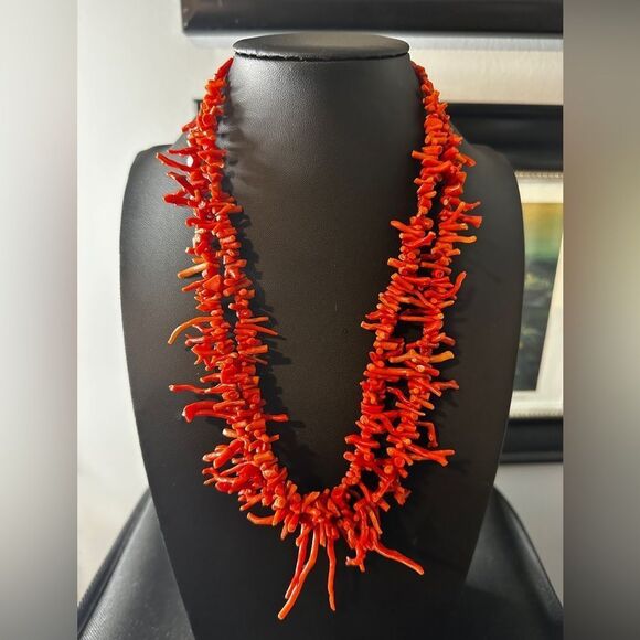 19", double strands graduated Branch Coral with a 14kt yellow gold insert clasp! - Picture 11 of 12